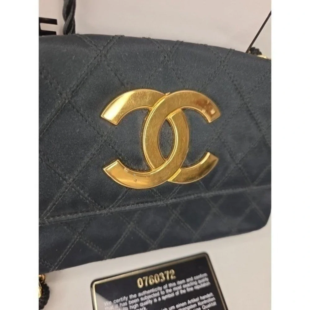 Chanel‎ Black Satin Quilted Flap Bag Vintage 1980's Chain Shoulder Bag Gold CC